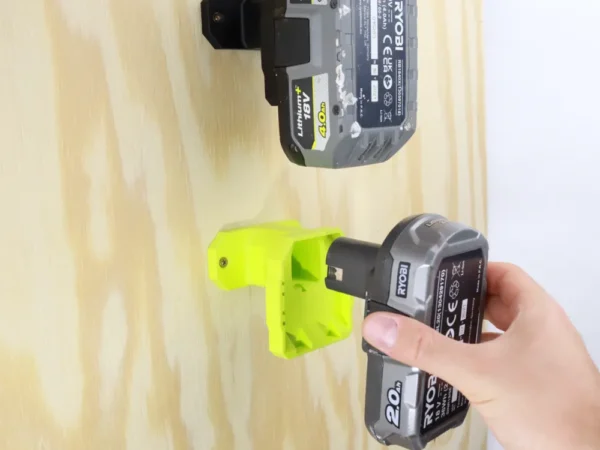 Locking Wall Mount
